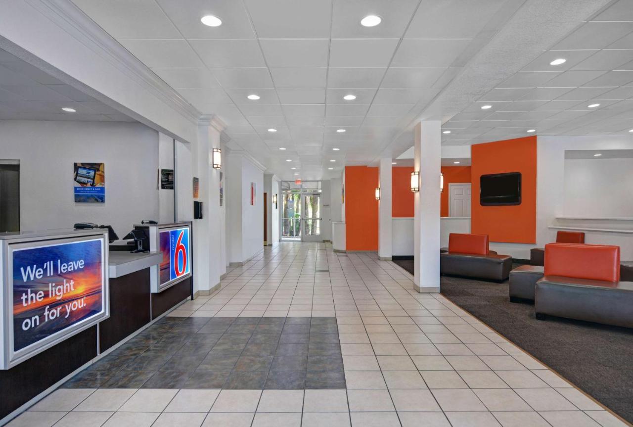 Motel 6-Cutler Bay, Fl Buitenkant foto
