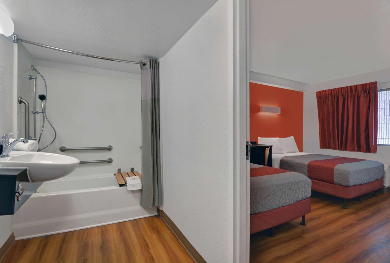 Motel 6-Cutler Bay, Fl Buitenkant foto