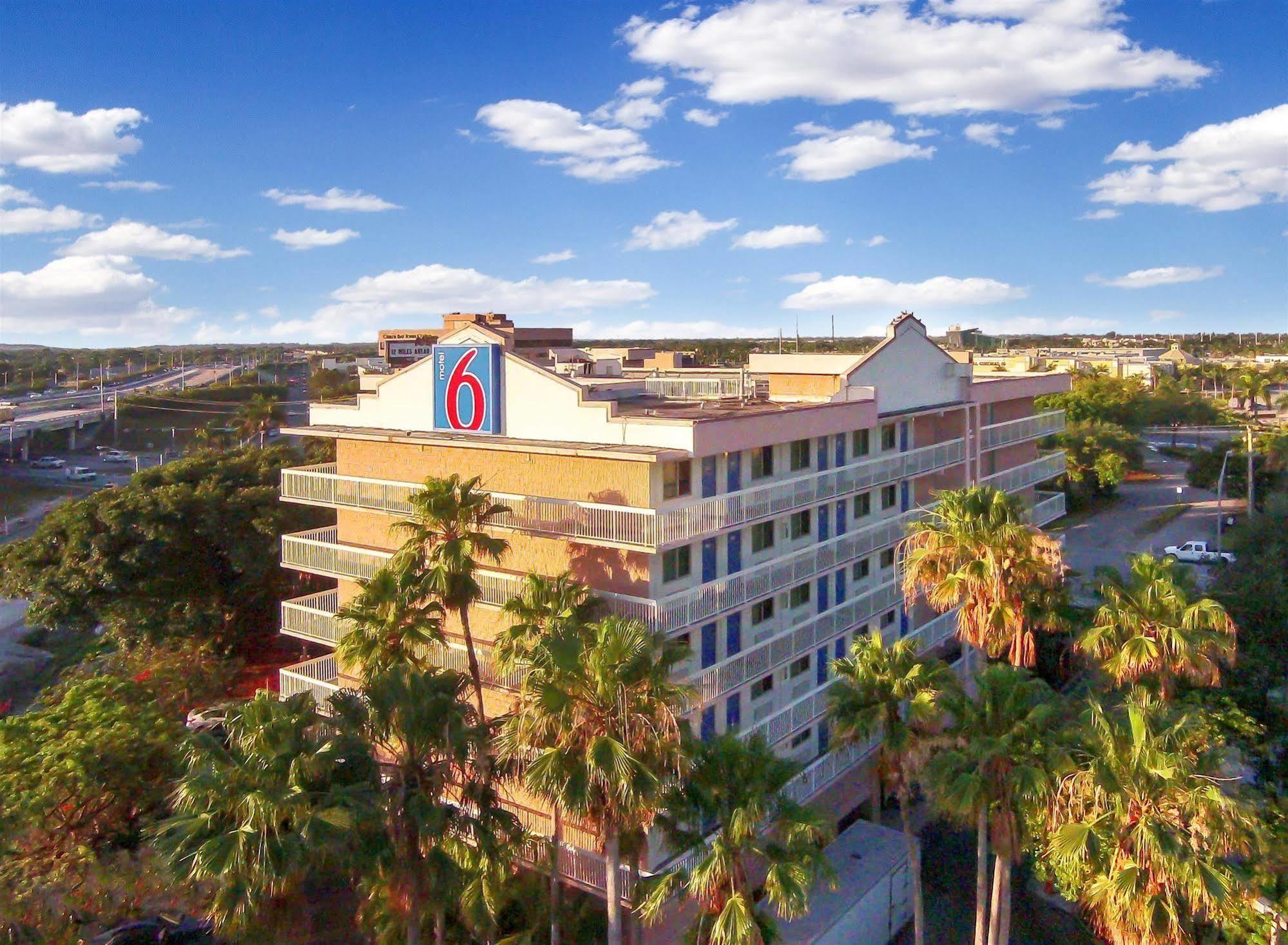 Motel 6-Cutler Bay, Fl Buitenkant foto