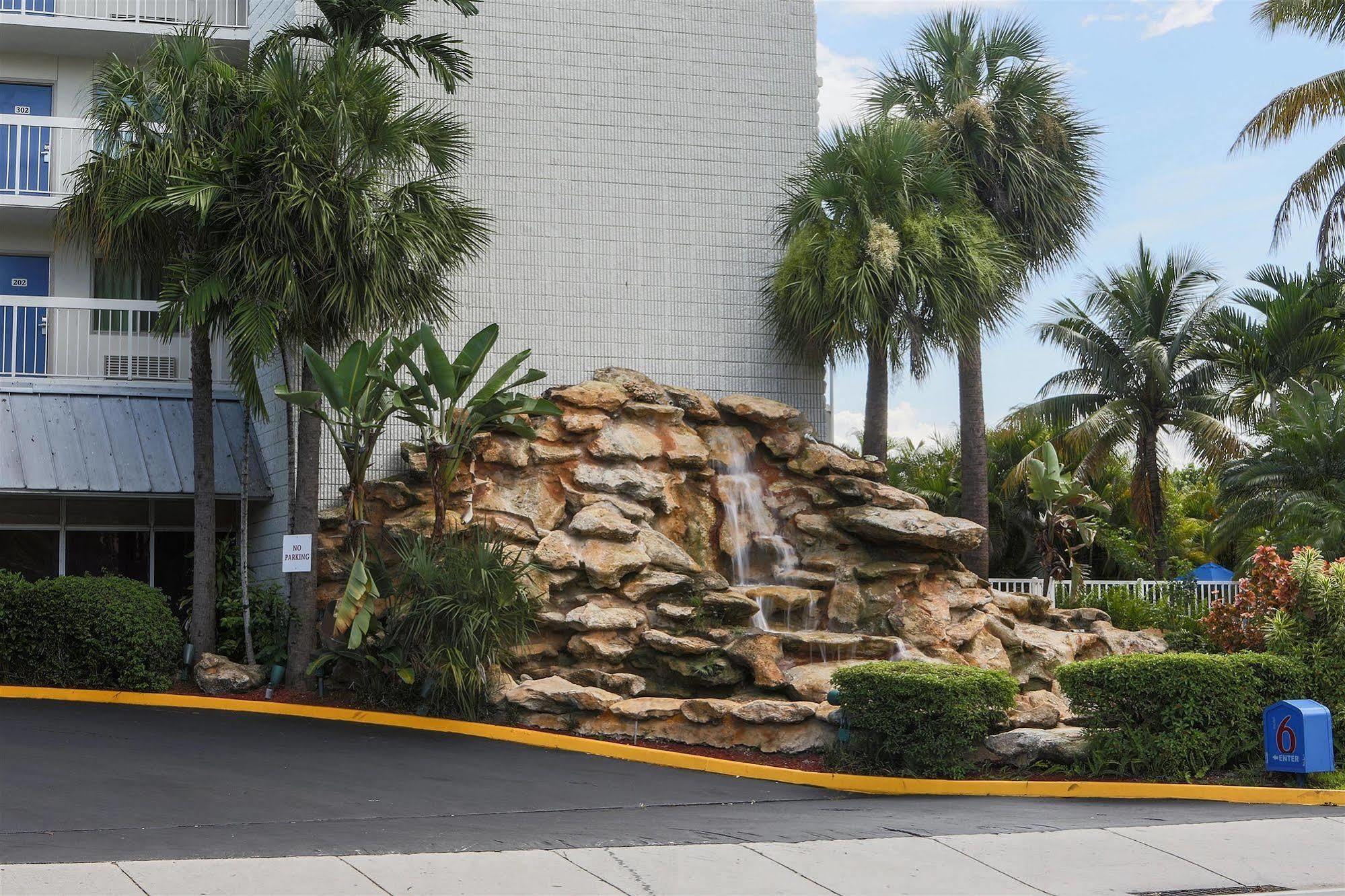 Motel 6-Cutler Bay, Fl Buitenkant foto
